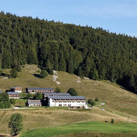 Hotel Club Le Risoux Bois-dʼAmont Екстериор снимка