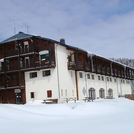 Hotel Club Le Risoux Bois-dʼAmont Екстериор снимка