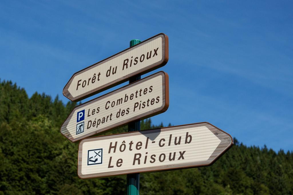 Hotel Club Le Risoux Bois-dʼAmont Екстериор снимка