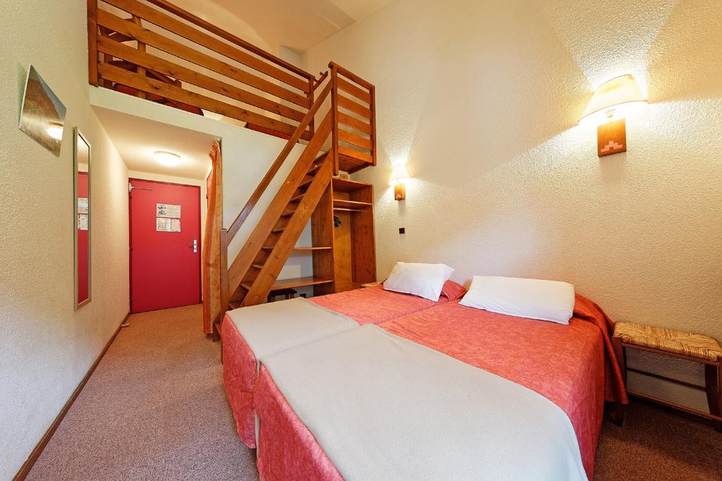 Hotel Club Le Risoux Bois-dʼAmont Стая снимка