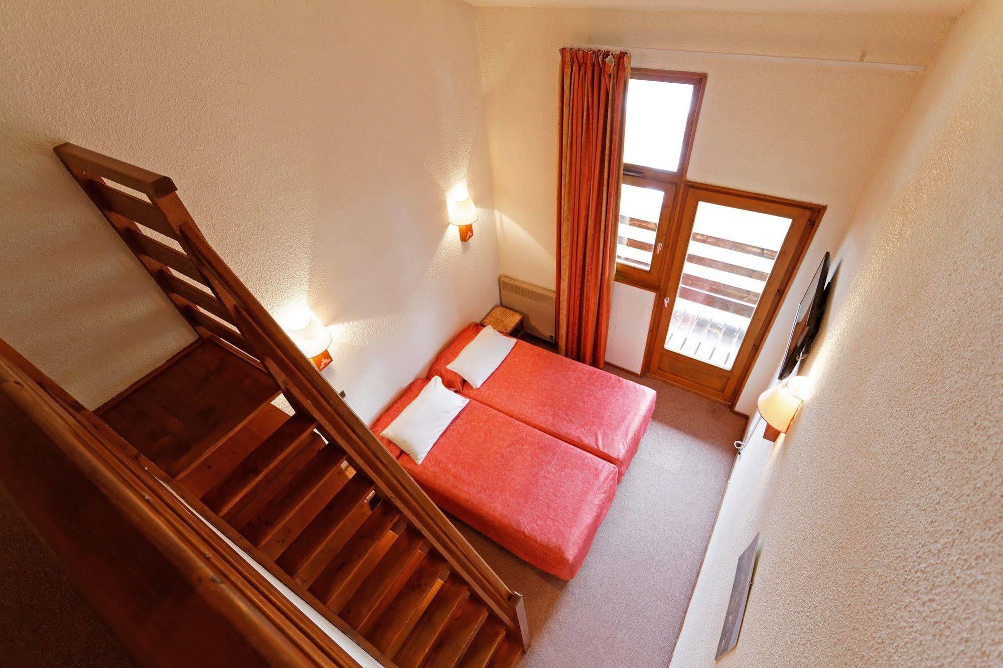 Hotel Club Le Risoux Bois-dʼAmont Екстериор снимка